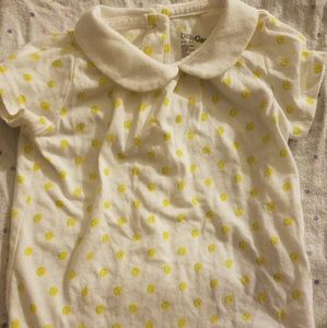 Baby gap onesie